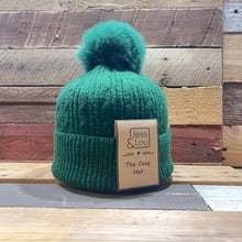 Load image into Gallery viewer, Classic Cable Knit Bobble Hat